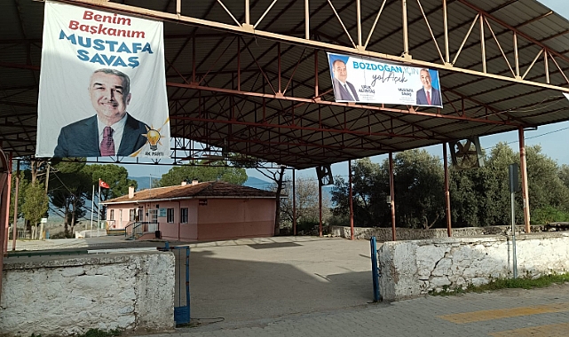 Bozdoğan'da okul kapısına asılan afişler kaldırıldı