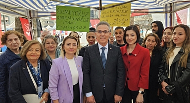 CHP'DE KADINLAR 8 MART DOLAYISI ILE.BIR ARAYA GELDİ