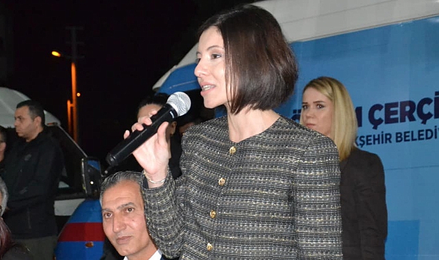 CHP İlçe Başkanı Aslı Ökmen’den Pankart tepkisi