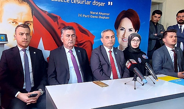 CÜNEYT KORKMAZ'IN TOPLANTI SIRASINDA GÖZLERİ DOLDU