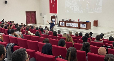 Nazilli İİBF’de "Hayata Değer Katmak" Adlı Etkinlik Düzenlendi