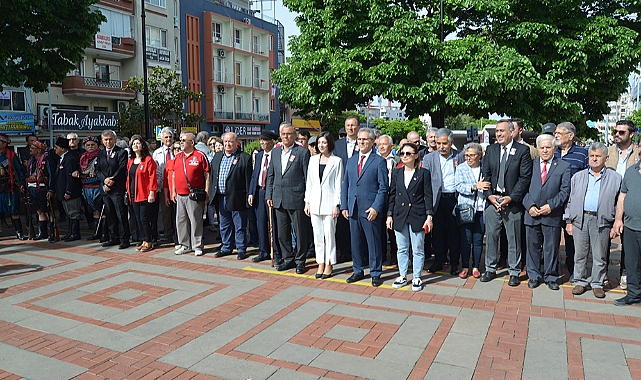 “ÇOCUKLARIMIZIN GÜLÜŞÜ HEP BAYRAM OLSUN”