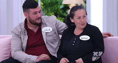  ESRA EROL’DA TÜRKİYE’DE BİR İLK YAŞANDI! “ÖLDÜ” SANDIĞI ANNESİ, “TEYZESİ” ÇIKTI!