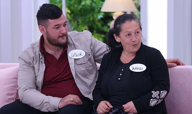  ESRA EROL’DA TÜRKİYE’DE BİR İLK YAŞANDI! “ÖLDÜ” SANDIĞI ANNESİ, “TEYZESİ” ÇIKTI!