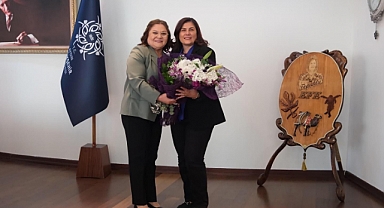 BAŞKAN GENÇAY’DAN, ÖZLEM ÇERÇİOĞLU’NA ZİYARET