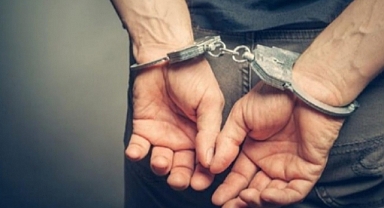 Dur İhtarına Uymayan Araçtan suç makineleri çıktı