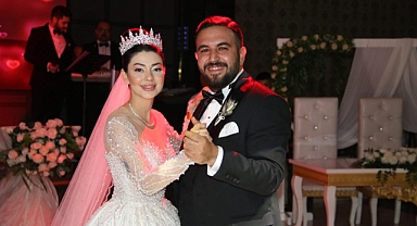 Recep ve İlayda dünya evine girdi