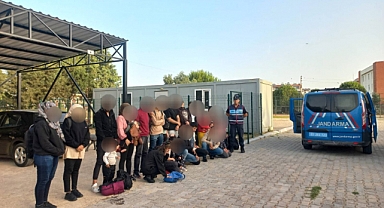 Didimde 23 Düzensiz göçmen kaçarken yakalandı