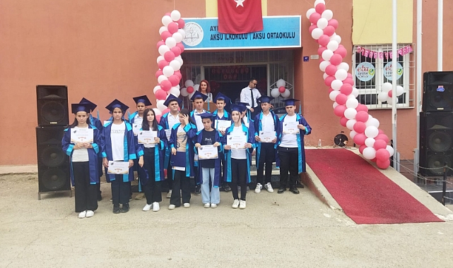 NAZİLLİ'DE ÖĞRENCİLERİN KARNE HEYECANI