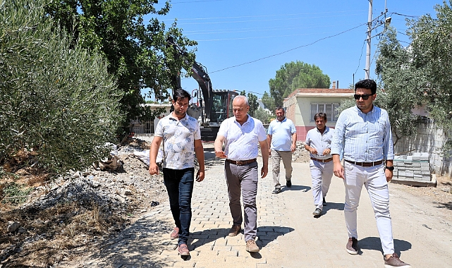 BAŞKAN KIVRAK: İLÇEMİZİN HER KÖŞESİNDE HİZMETLERİMİZ ARALIKSIZ SÜRÜYOR