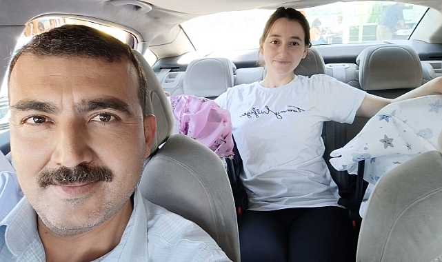 Gazeteci Çarpar İkiz Çocuk Sahibi oldu