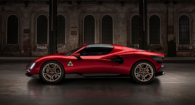 Alfa Romeo 33 Stradale. İşte onun 'kükreyişi’!