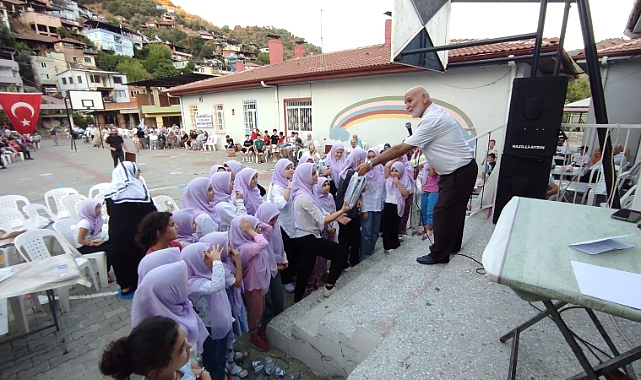 IŞIKLAR MAHALLESİNDE YAZ KURAN KURSU SONA ERDİ