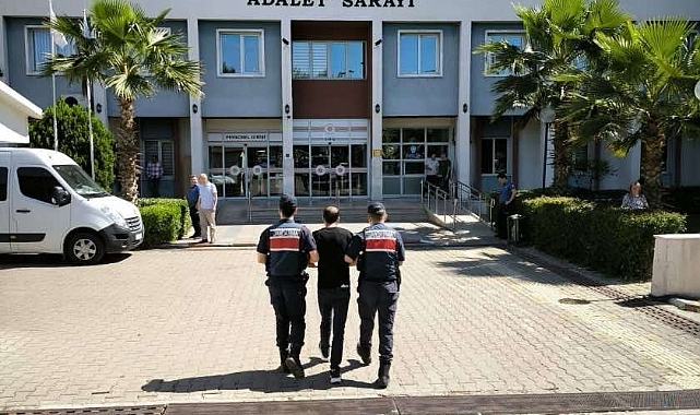 Sahte bilet ile yakayı ele verdi