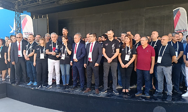 AHEKON İÇİN ANTALYA’DA TOPLANAN AİLE HEKİMLERİ YENİ YÖNETMELİĞE TEPKİ GÖSTERDİ