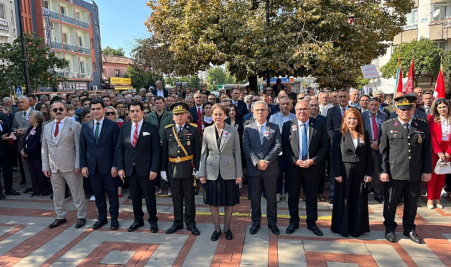 CUMHURİYET BAYRAMI TÖRENLERİ BAŞLADI
