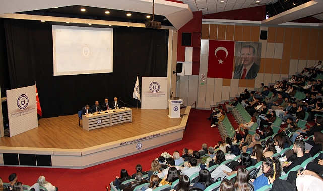 ADÜ'de “Türkiye Cumhuriyeti’nin Kuruluş Destanı” Adlı Panel Düzenlendi