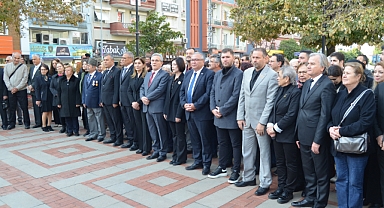 CHP Atatürk’ü Andı