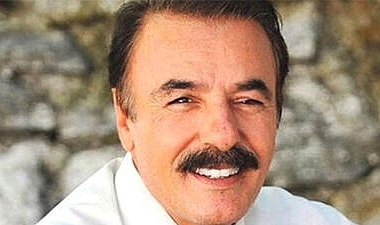 Ferdi Tayfur Hayatını kaybetti