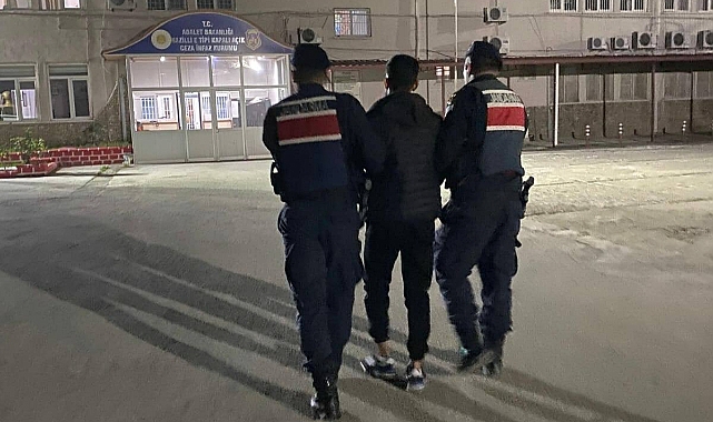 Dolandırıcı bu kez yakayı ele verdi