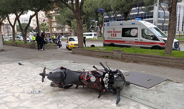 Sağdan sollama yaparken dönüş yapan taksiye çarptı