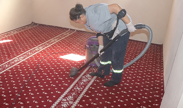 Nazilli Belediyesi’nden kapalı pazar mescitlerinde kapsamlı temizlik
