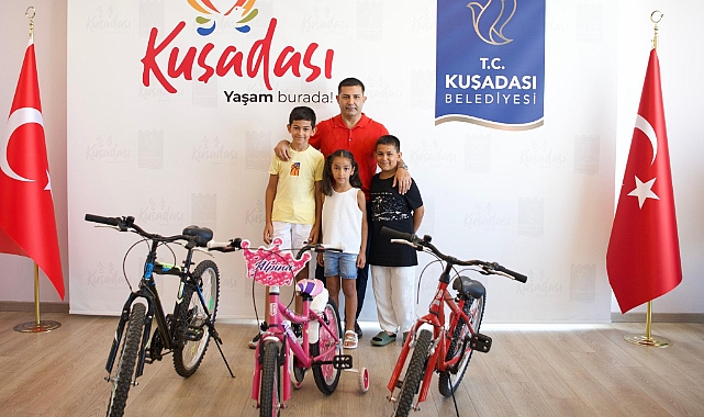 Ömer Günel Kalplere dokunmaya devam ediyor