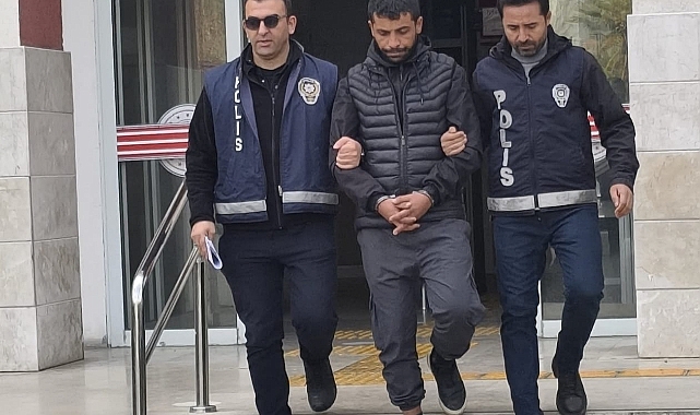 HASTANEDE FİRAR EDEN HÜKÜMLÜ BİR EVDE SAKLANIRKEN YAKALANDI