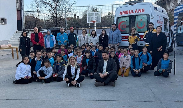 KARACASU'DA 'SAĞLIKLI ÇOCUK, SAĞLIKLI GELECEK' ETKİNLİĞİ DÜZENLENDİ