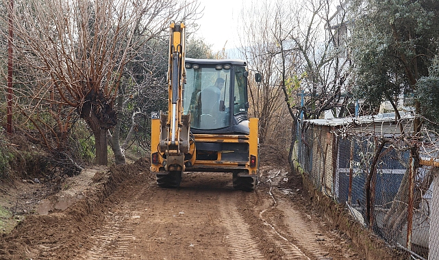 Nazilli Belediyesi’nden Arslanlı’da yol çalışması