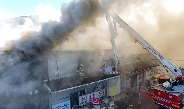 Buca'daki iş yeri yangını kontrol altına alındı   