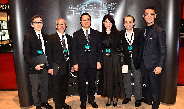 Sağlık alanında insan ile giyilebilir robotik sistemler birleşiyor