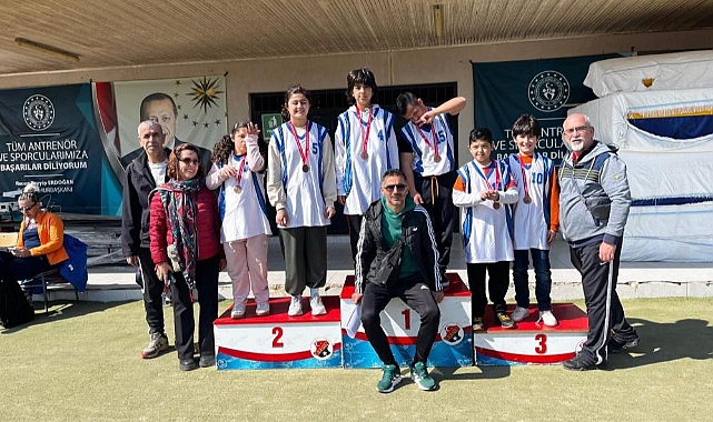 Aydın'da özel sporcular piste çıktı   