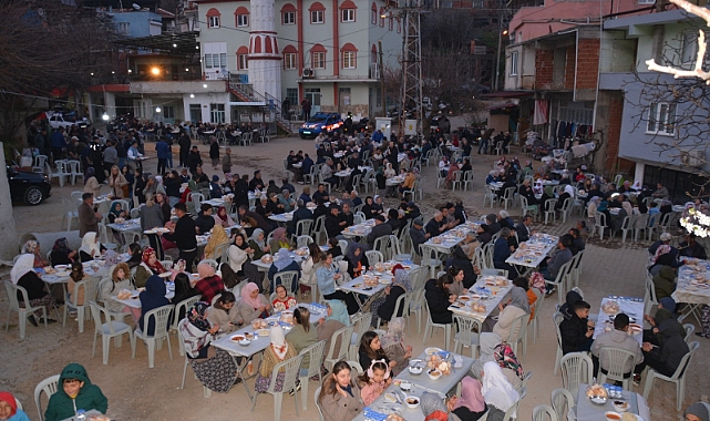 HİSARCIK MAHALLESİNDE İFTAR YEMEĞİ