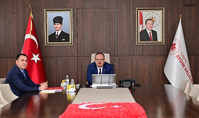 Aydın Valisi Canbolat, Sosyal Hizmet Toplantısı'na katıldı   