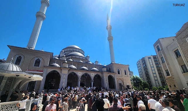 Aydın'da hacı adayları dualarla uğurlandı   
