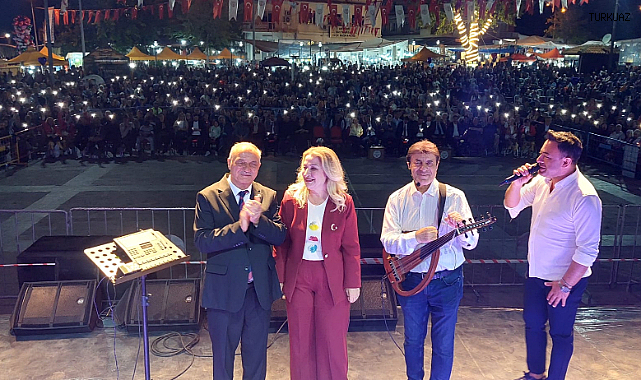 Coşkun Sabah Sultanhisar’da Hayranlarını Büyüledi