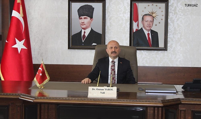 GÖREVE BAŞLAYAN VALİ VAROL ÇİÇEKLERİN KURUMLARA GÖNDERİLMESİNİ İSTEDİ