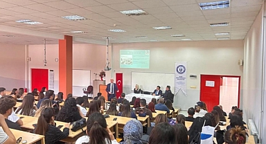 Nazilli MYO’da Kariyer Günü Etkinliği   