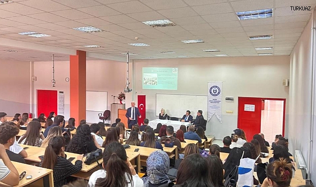 Nazilli MYO’da Kariyer Günü Etkinliği   