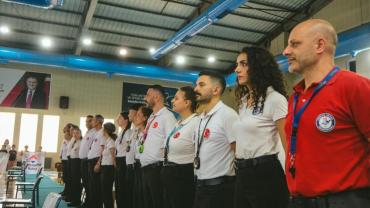 Aydın’da Okul Sporları Minikler Yüzme İl Birinciliği başladı