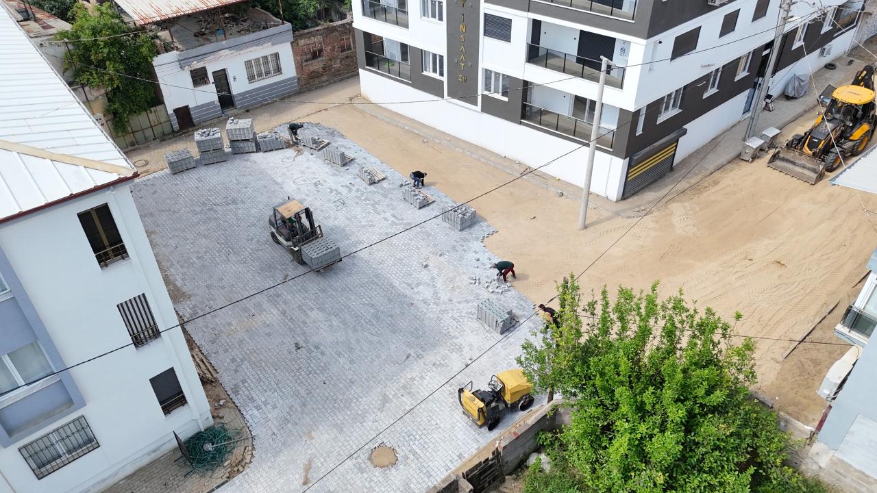 7 günde 12 bin metrekare yeni yol