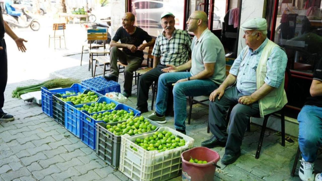 Aydın’da ilek pazarında fiyatlar her saat değişiyor