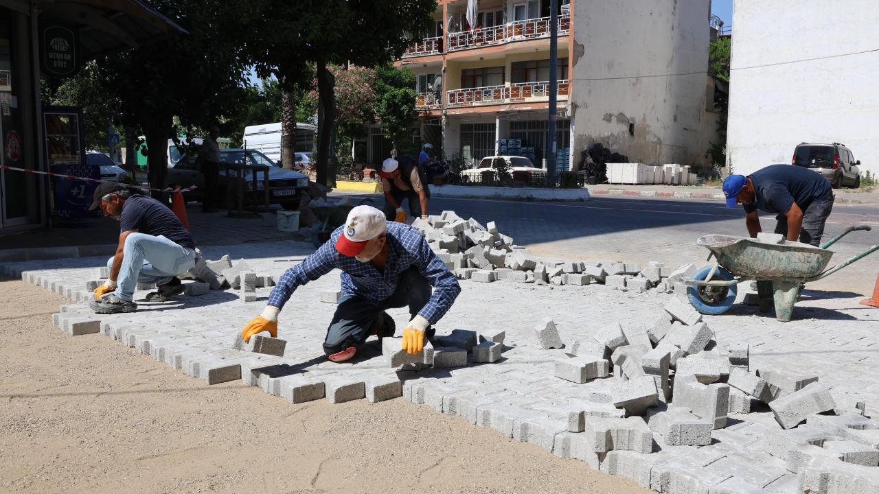 Başkan Tetik 41 noktadaki yol çalışmalarını yerinde inceledi