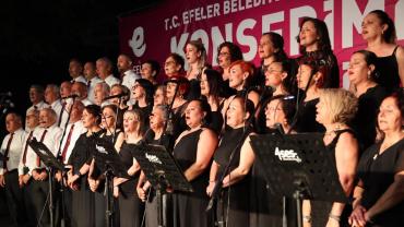 BAŞKAN YETİŞKİN’DEN PINARBAŞI’NDA SANAT ŞÖLENİ