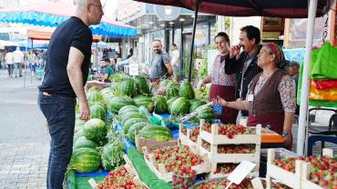 BAŞKAN ZENCİRCİ SEMT PAZARI PROJESİNİ HAYATA GEÇİRDİ