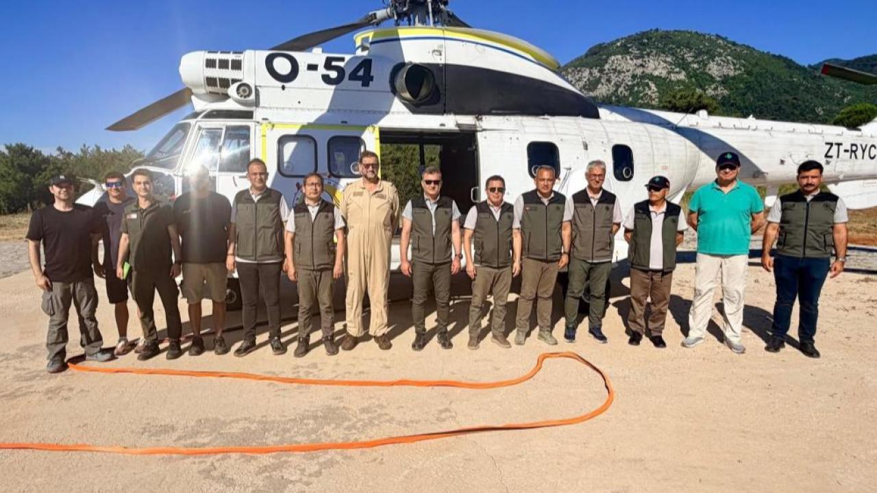 Kuşadası'nda konuşlu yangın söndürme helikopteri göreve hazır