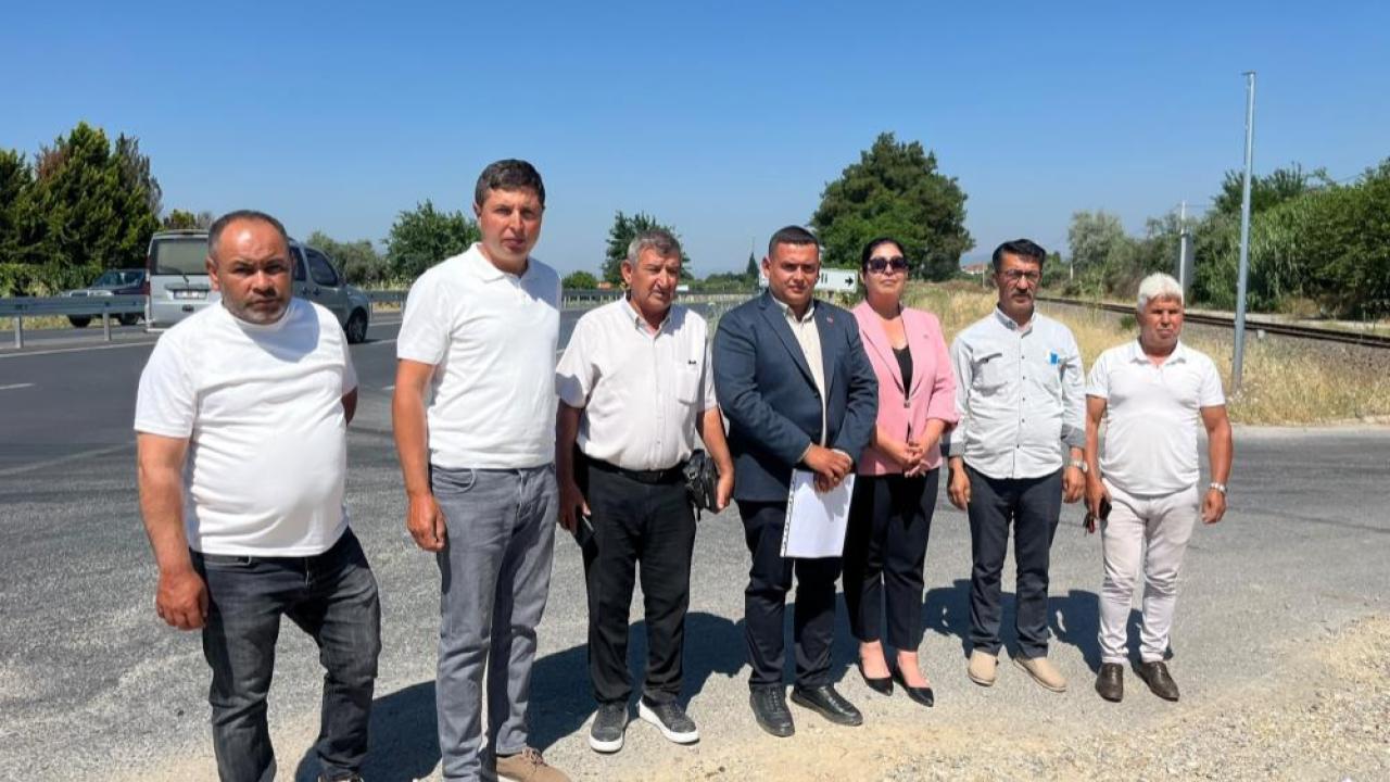 Muhtarlardan karayollarına refüj tepkisi