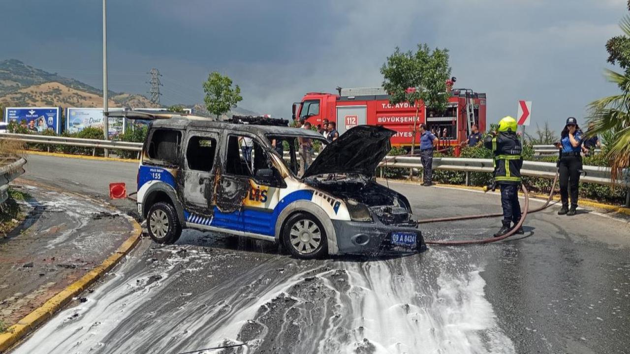 Polis aracı alevlere teslim oldu