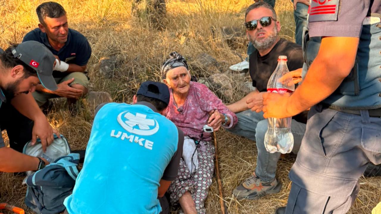 TARLADA ÇALIŞIRKEN KAYBOLAN ALZHEİEMER HASTASI YASLI KADIN BOŞ BİR ARSADA OTURURKEN BULUNDU
